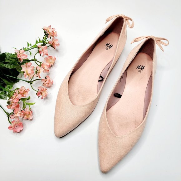 H&M Size 6 Pink Ballet Flats With Bow